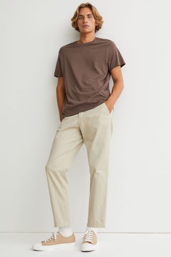 HM Kaos Pria Kerah Bundar Regular Fit BROWN