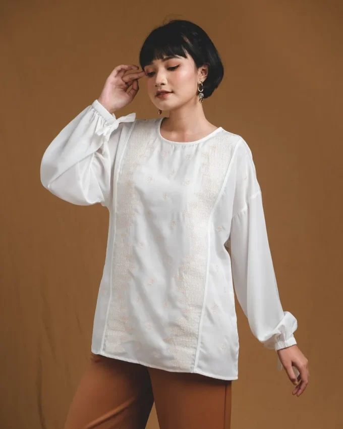 Baju Lengan Panjang Perempuan Galeca Longsleeve 1090 Broken White