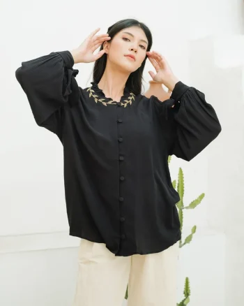 Selene Blouse Wanita Black