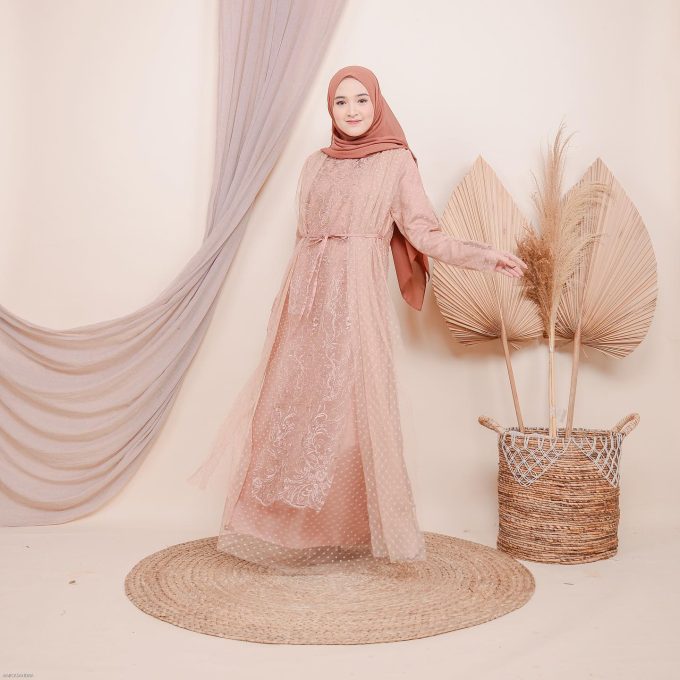 Helia Dress