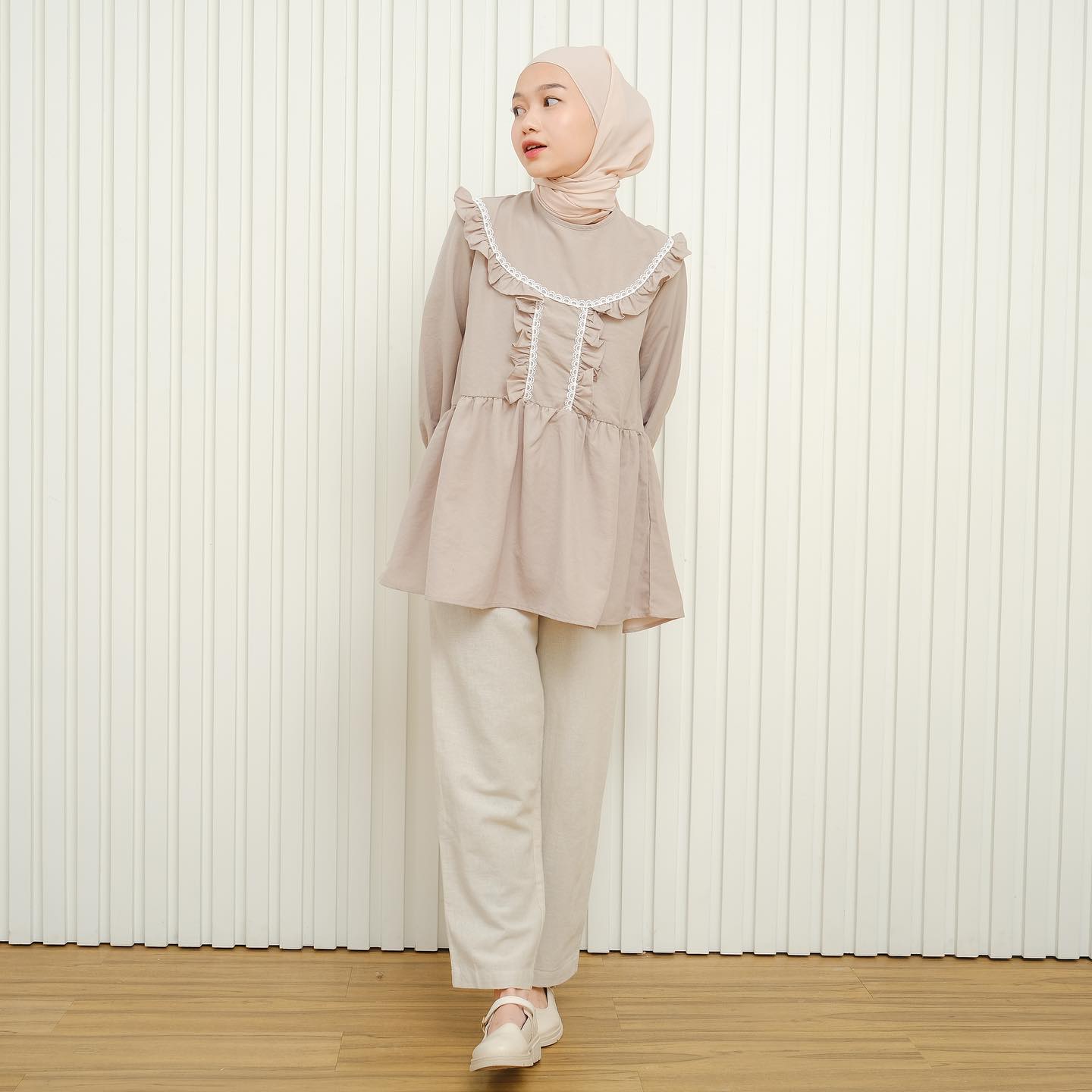 ZELLA BLOUSE