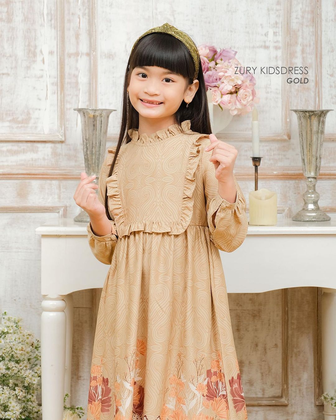 FORESTA FAMILY SERIES, GOLD SET