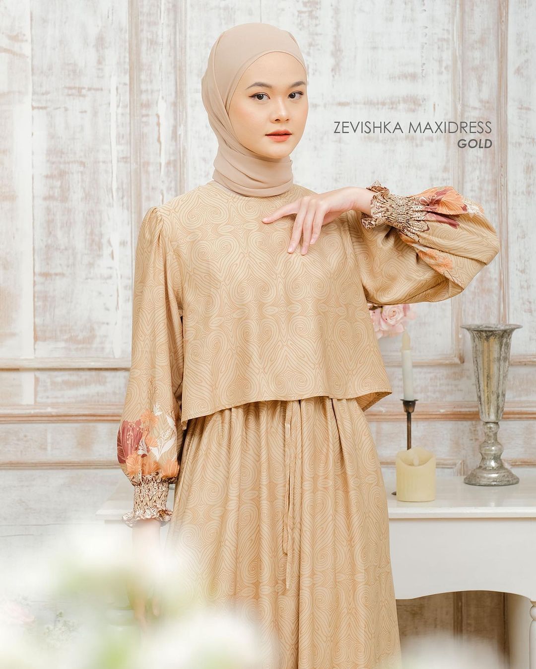 FORESTA FAMILY SERIES, GOLD SET